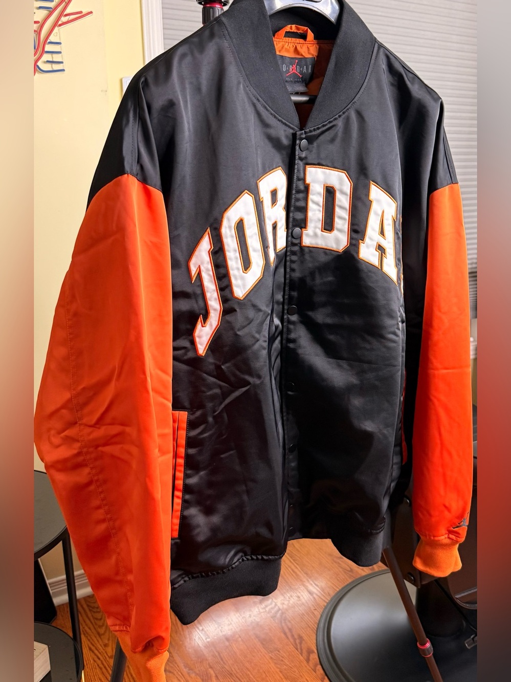 GORGEOUS Nike Air Jordan Lettering Bomber Jacket, Men's 2XL Oversized!!!
